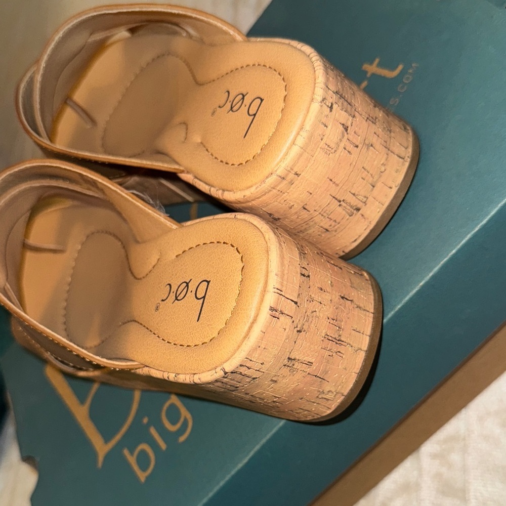 b.o.c. Women's Brown Wedge Sandals - Picture 12 of 16